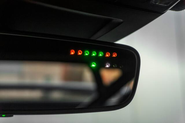 Porsche 992 911 GT3 - PTS Dolomite Silver - PCCB - Akrapovic - Lift - Full PPF