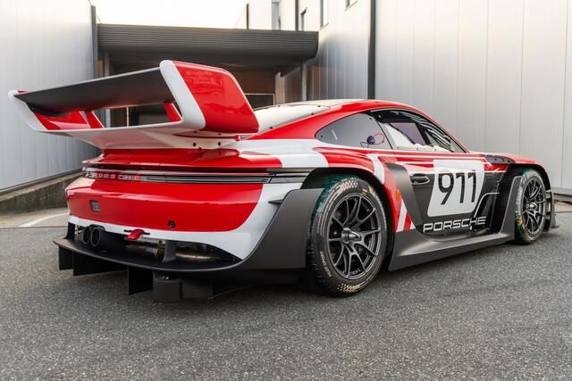 Porsche 992 911 GT3 R rennsport ¤123K Flacht Design - 1 of 77