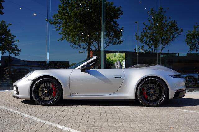 Porsche 992 911 Cabriolet 3.0 Carrera 4 GTS / NL-Auto / Sport Design / Lifting / Sportuitlaat