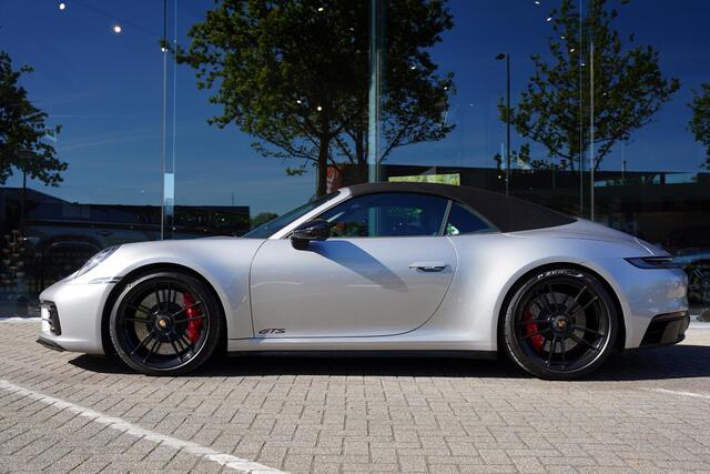 Porsche 992 911 Cabriolet 3.0 Carrera 4 GTS / NL-Auto / Sport Design / Lifting / Sportuitlaat