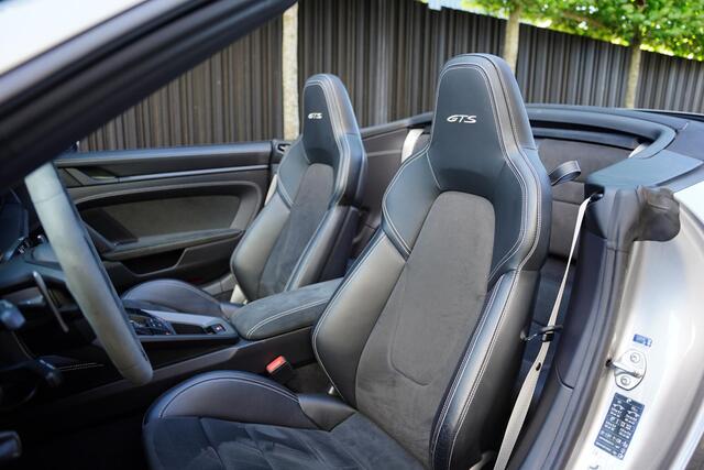 Porsche 992 911 Cabriolet 3.0 Carrera 4 GTS / NL-Auto / Sport Design / Lifting / Sportuitlaat