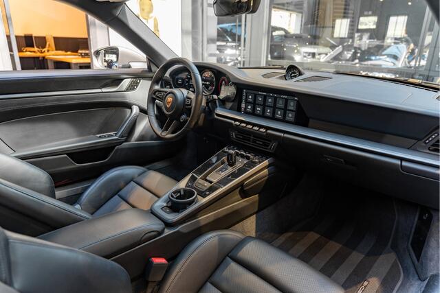 Porsche 992 911 Carrera 4S Coupé Sportdesign ACC Pano 3.0 Carrera 4 S