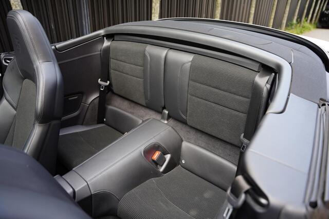 Porsche 992 911 Cabriolet 3.8 Turbo S Manufactur