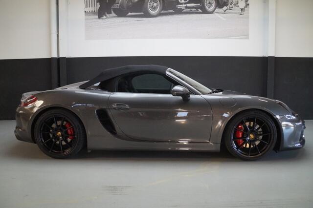 Porsche BOXSTER 981 Boxster Spyder â The Ultimate Driverâs Porsche (2016)