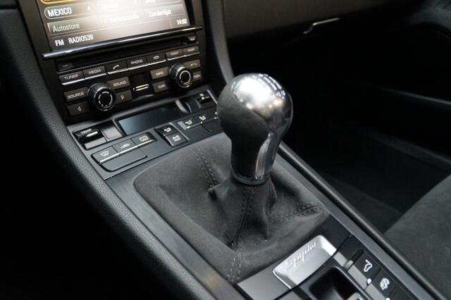 Porsche BOXSTER 981 Boxster Spyder â The Ultimate Driverâs Porsche (2016)