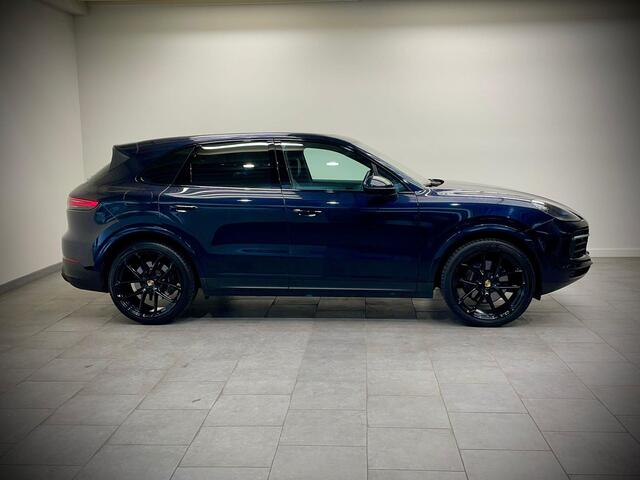 Porsche CAYENNE 3.0 E-Hybrid Pano dak, luchtvering, head up,