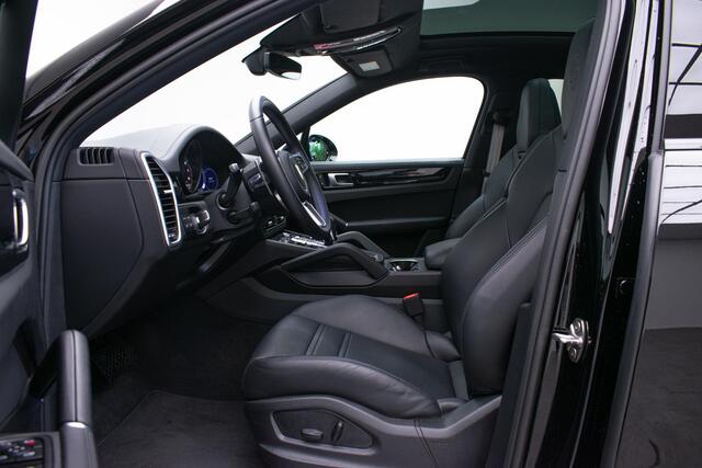 Porsche CAYENNE 3.0 E-Hybrid Platinum Edition | 360 Camera| Sportuitlaat