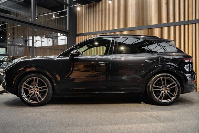 Porsche CAYENNE E-Hybrid Bose Memory Stoelverwarming achter 3.0 E-Hybrid ACC Sport Uitlaat
