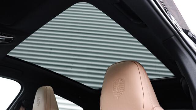 Porsche CAYENNE 3.0 E-Hybrid Platinum Edition SportDesign | Panoramadak | Surround View | BOSE Sound | Trekhaak |