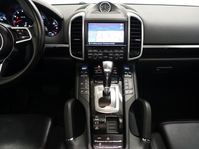 Porsche CAYENNE 3.6 S 300pk Sport Chrono I Panoramadak I Stoelventilatie I Leer I Bose I Bi-xenon I 52 dkm