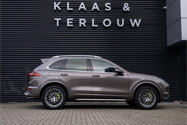 Porsche CAYENNE 3.0 S E-Hybrid / Panoramadak / Elektrisch uitklapbare trekhaak