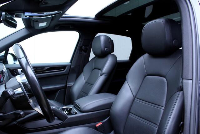 Porsche CAYENNE 3.0 E-Hybrid 462pk PANO CARPLAY ACC BOSE CHRONO '20