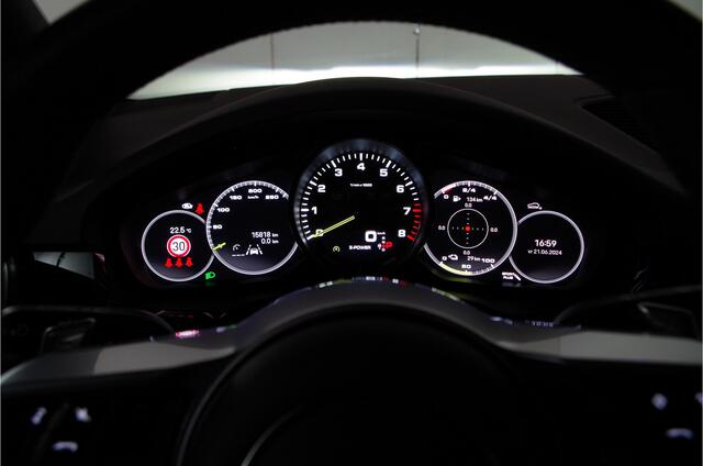 Porsche CAYENNE 3.0 E-Hybrid Platinum Edition > 463pk/Chrono Sport/RS Spyder 21inch/Active Suspension