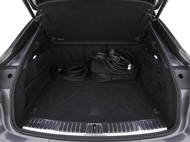Porsche CAYENNE Coupé 3.0 E-Hybrid (INCL.BTW) Aut. *PANO | ADAPTIVE-CRUISE | SPORT-CHRONO | FUL-LEATHER | FULL-LED | MEMORY-PACK | SURROUND-VIEW | AIR-SUSPENSION | KEYLESS | COMFORT-SEATS | DAB+ | BLIND-SPOT | BOSE-SOUND | NAV