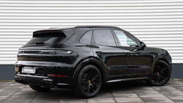 Porsche CAYENNE 4.0 Turbo E-Hybrid SportDesign | Burmester 3D | Head-up | Stoelventilatie | InnoDrive | Rear Seat Entertainment