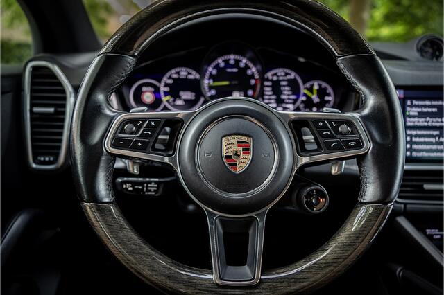 Porsche CAYENNE 3.0 E-Hybrid Massage Soft Close Matrix Stoelventilatie Vierwielbesturing