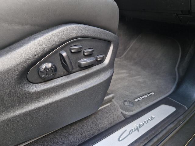 Porsche CAYENNE Coupé 3.0 E-Hybrid | Soft-Close | Luchtvering | Key-Less | BOSE | Stoelventilatie | Stuurverwarming | Pano | BSD |