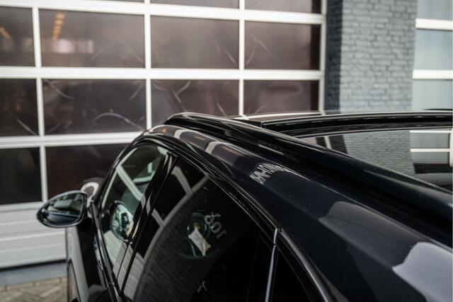 Porsche CAYENNE 3.0 E-Hybrid Pano, Leder, Lucht/V, Sport Chrono, Trekhaak, 21LM, Comfort Stoelen 14 Weg,