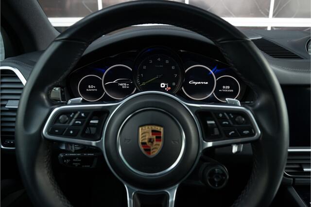 Porsche CAYENNE 3.0 E-Hybrid Pano, Leder, Lucht/V, Sport Chrono, Trekhaak, 21LM, Comfort Stoelen 14 Weg,