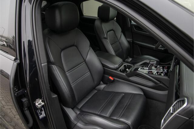 Porsche CAYENNE Coupé 3.0 E-Hybrid Sport-Design, Pano, Sportuitlaat, Bose, Vol, BTW