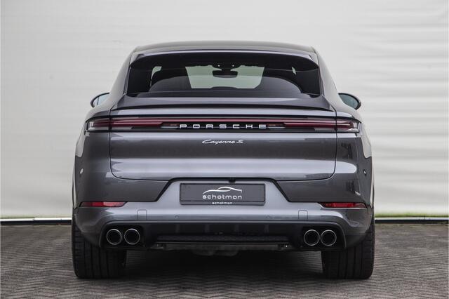 Porsche CAYENNE Coupé 3.0 S E-Hybrid 520pk Pano, Bose, Sport-Design, 18-voudige sportstoelen, Luchtvering