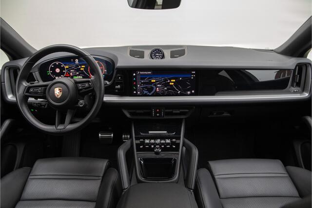Porsche CAYENNE Coupé 3.0 S E-Hybrid 520pk Pano, Bose, Sport-Design, 18-voudige sportstoelen, Luchtvering