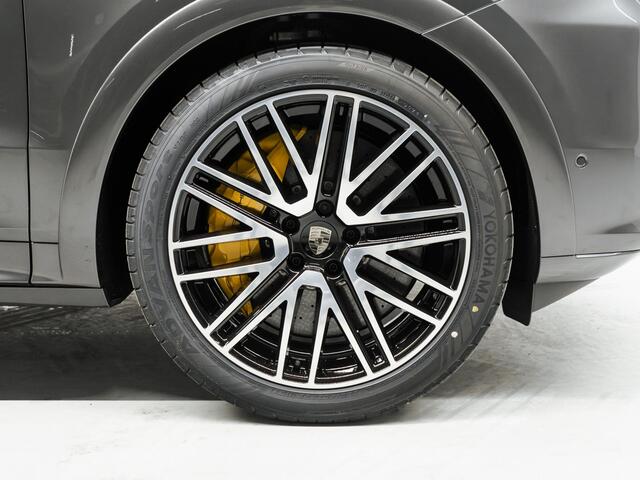 Porsche CAYENNE Turbo E-Hybrid