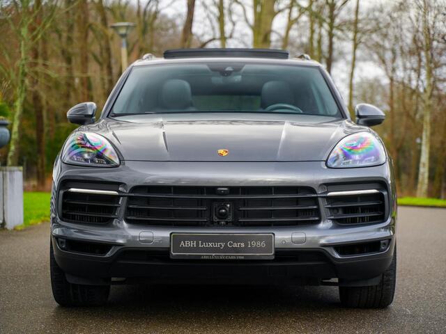 Porsche CAYENNE 3.0 E-Hybrid | Pano | Luchtvering | Night vision | Bose | Sport chrono |