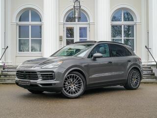 porsche-cayenne-3.0-e-hybrid--pano