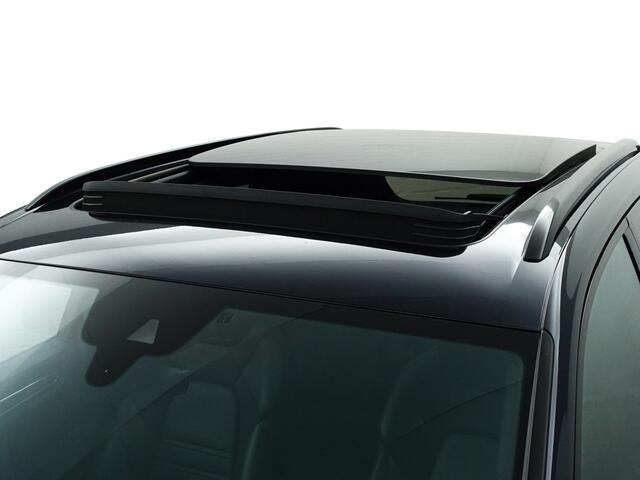 Porsche CAYENNE 3.0 E-Hybrid Exclusive Manufaktur- Alcantara Afwerking, Carbon, Soft Close, Stoelventilatie, Sport Interieur