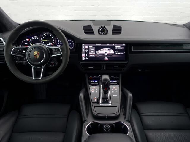 Porsche CAYENNE 3.0 E-Hybrid Exclusive Manufaktur- Alcantara Afwerking, Carbon, Soft Close, Stoelventilatie, Sport Interieur