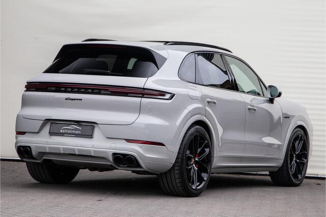 Porsche CAYENNE 3.0 E-Hybrid Facelift, Bose, Luchtvering, Pano, Passenger-Display, Sportstoelen 469pk