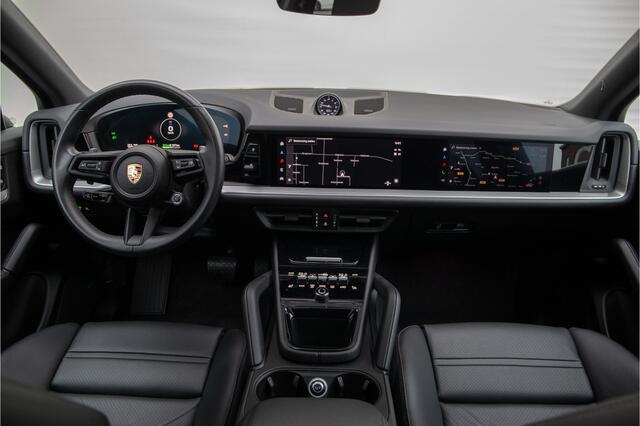 Porsche CAYENNE 3.0 E-Hybrid Facelift, Bose, Luchtvering, Pano, Passenger-Display, Sportstoelen 469pk