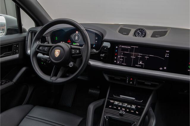 Porsche CAYENNE 3.0 E-Hybrid Facelift, Bose, Luchtvering, Pano, Passenger-Display, Sportstoelen 469pk