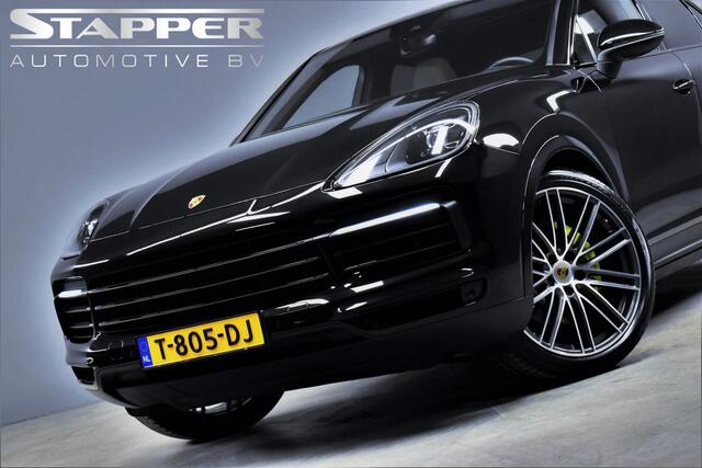 Porsche CAYENNE Coupé 3.0 462pk E-Hybrid Turbo Sportchrono/Pano/Trekhaak/Lmv22''/Carplay/Memory/Camera/Luchtvering