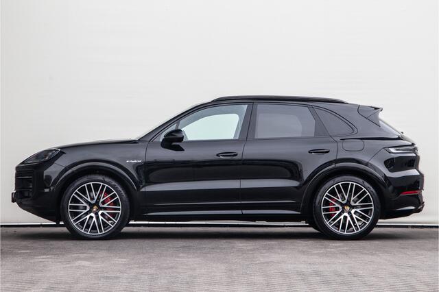 Porsche CAYENNE 3.0 E-Hybrid Sport-Design, Pano, Sportstoelen 18-voudig, Bose, Facelift