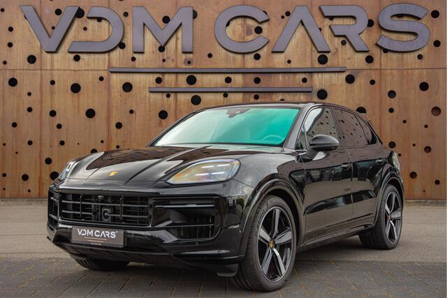 Porsche CAYENNE 3.0 E-Hybrid | PDCC | InnoDrive | Carbon | BOSE | Pano | HUD | 360 | Stoelventilatie |
