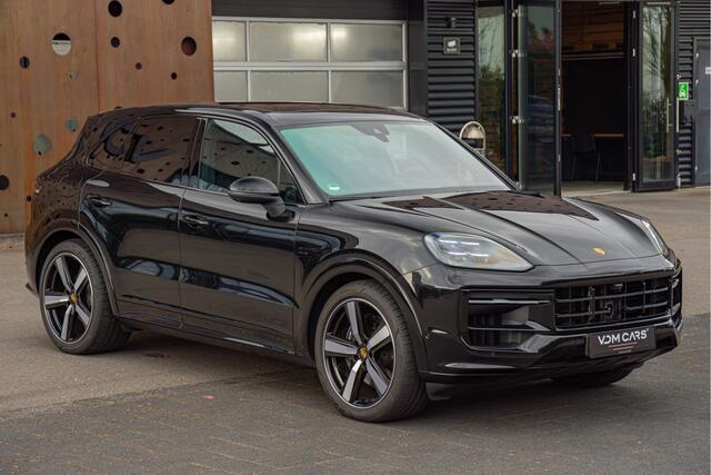 Porsche CAYENNE 3.0 E-Hybrid | PDCC | InnoDrive | Carbon | BOSE | Pano | HUD | 360 | Stoelventilatie |
