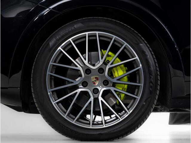 Porsche CAYENNE E-Hybrid Platinum Edition