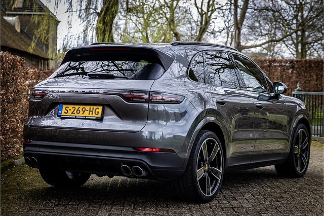 Porsche CAYENNE 3.0 22" Bose Standverwarming Panorama Trekhaak