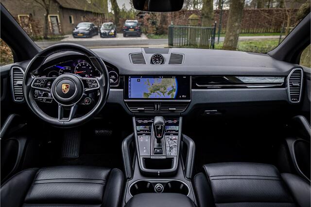 Porsche CAYENNE 3.0 22" Bose Standverwarming Panorama Trekhaak