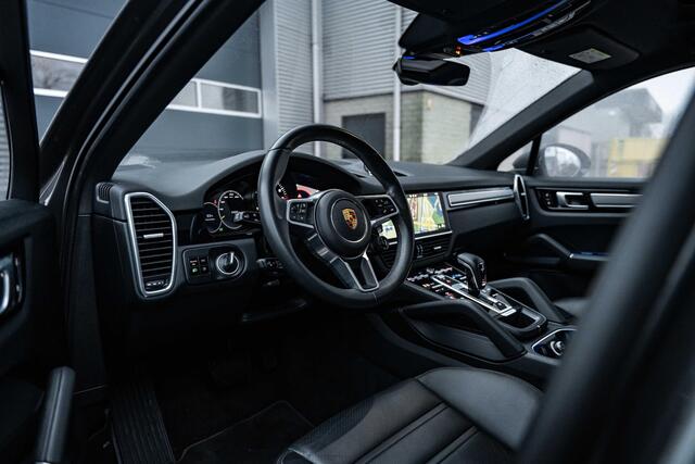 Porsche CAYENNE Coupé 3.0 E-Hybrid |Sport chrono|Matrix-LED| Pano |Trekhaak elektr. |Keyless |BOSE |