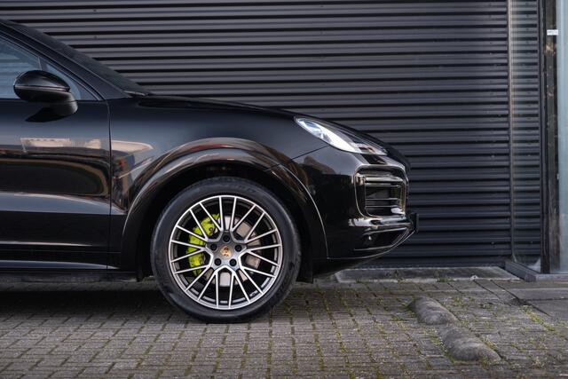 Porsche CAYENNE Coupé 3.0 E-Hybrid Platinum Edition Sport Chrono / Bose audio