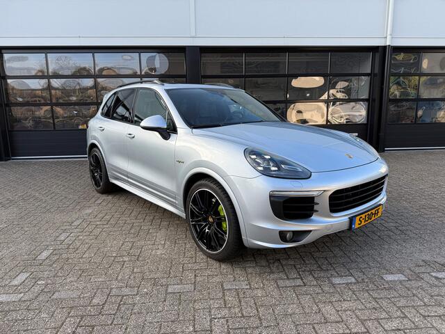 Porsche CAYENNE S E-HYBRID PLATINUM EDITION