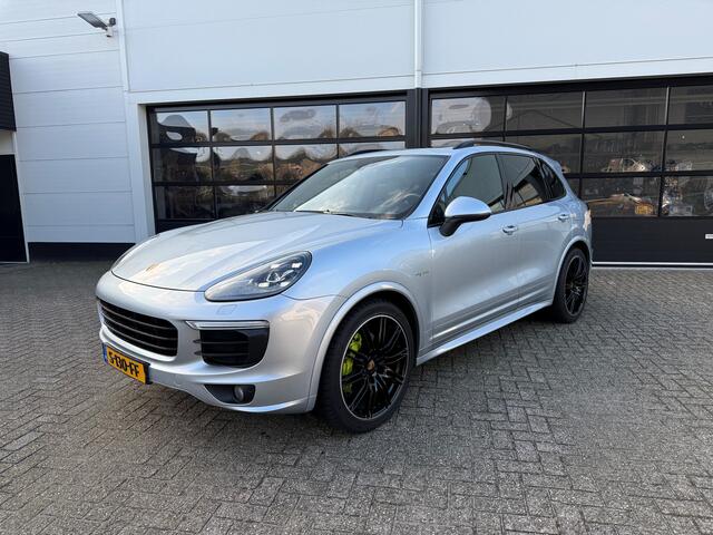 Porsche CAYENNE S E-HYBRID PLATINUM EDITION