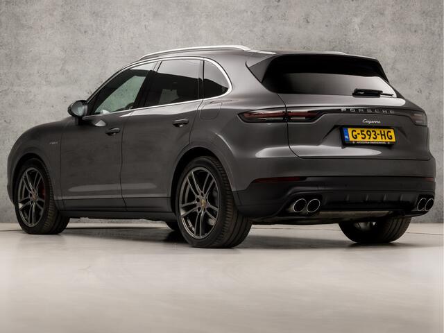 Porsche CAYENNE 3.0 E-Hybrid 463Pk (PANORAMADAK, SPORTCHRONO PAKKET, ORG NEDERLANDS, SFEERVERLICHTING, 14 WEGEN SPORTSTOELEN, KEYLESS, LUCHTVERING, APPLE CARPLAY, DAB+, STUURWIEL VERWARMD, NIEUWSTAAT)