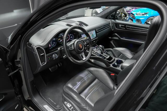 Porsche CAYENNE Turbo S 4.0 680pk E-Hybrid |panoramdak|Bose|sport chrono|luchtvering|18-voudige sportstoelen|HUD|memory|360 camera|blind spot|keyless|cruise control adaptief|