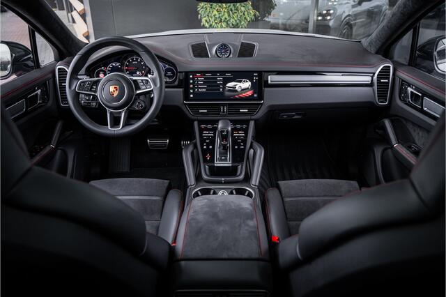 Porsche CAYENNE Coupé 4.0 GTS - Sport Chrono | Luchtvering | Bose | Elek. Trekhaak | 360 Camera