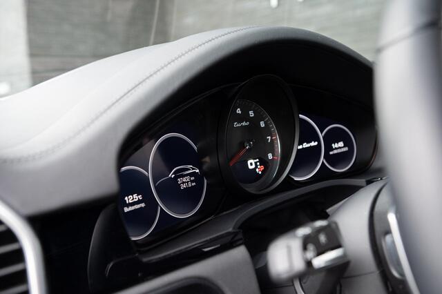 Porsche CAYENNE Coupé 4.0 Turbo | Matrix | Burmester | etc.