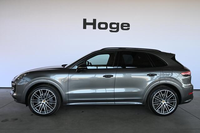 Porsche CAYENNE 3.0 E-Hybrid Panoramadak Adaptieve cruise Luchtvering Soft close 22" inch Org NL Inruil Mogelijk!